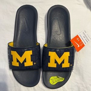 Nike Slides Size 10 Michigan